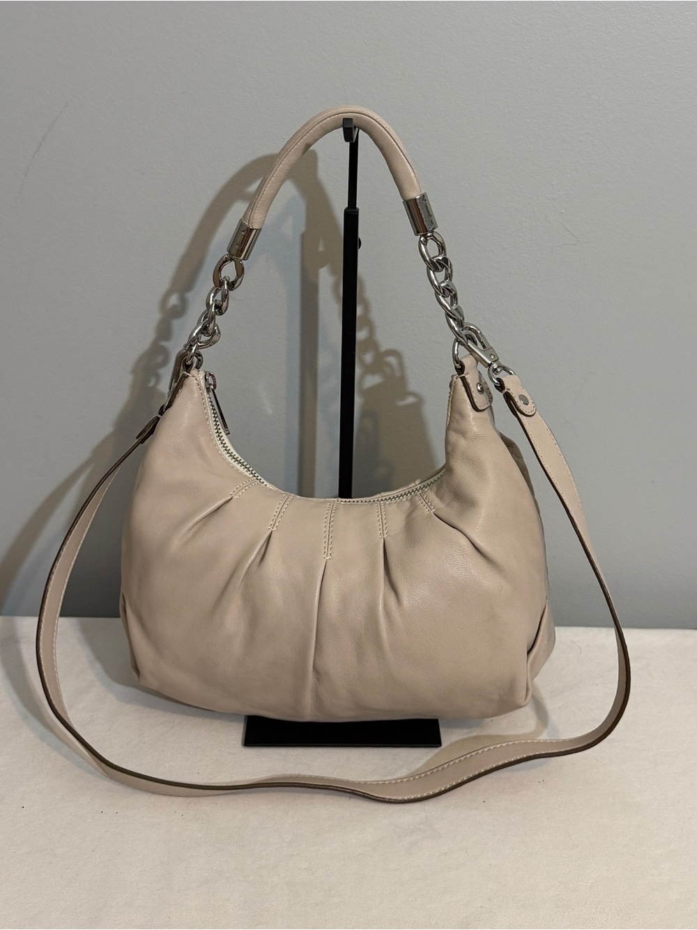 MICHAEL Michael Kors Cream Leather Hobo Crossbody Bag Pleated Convertible